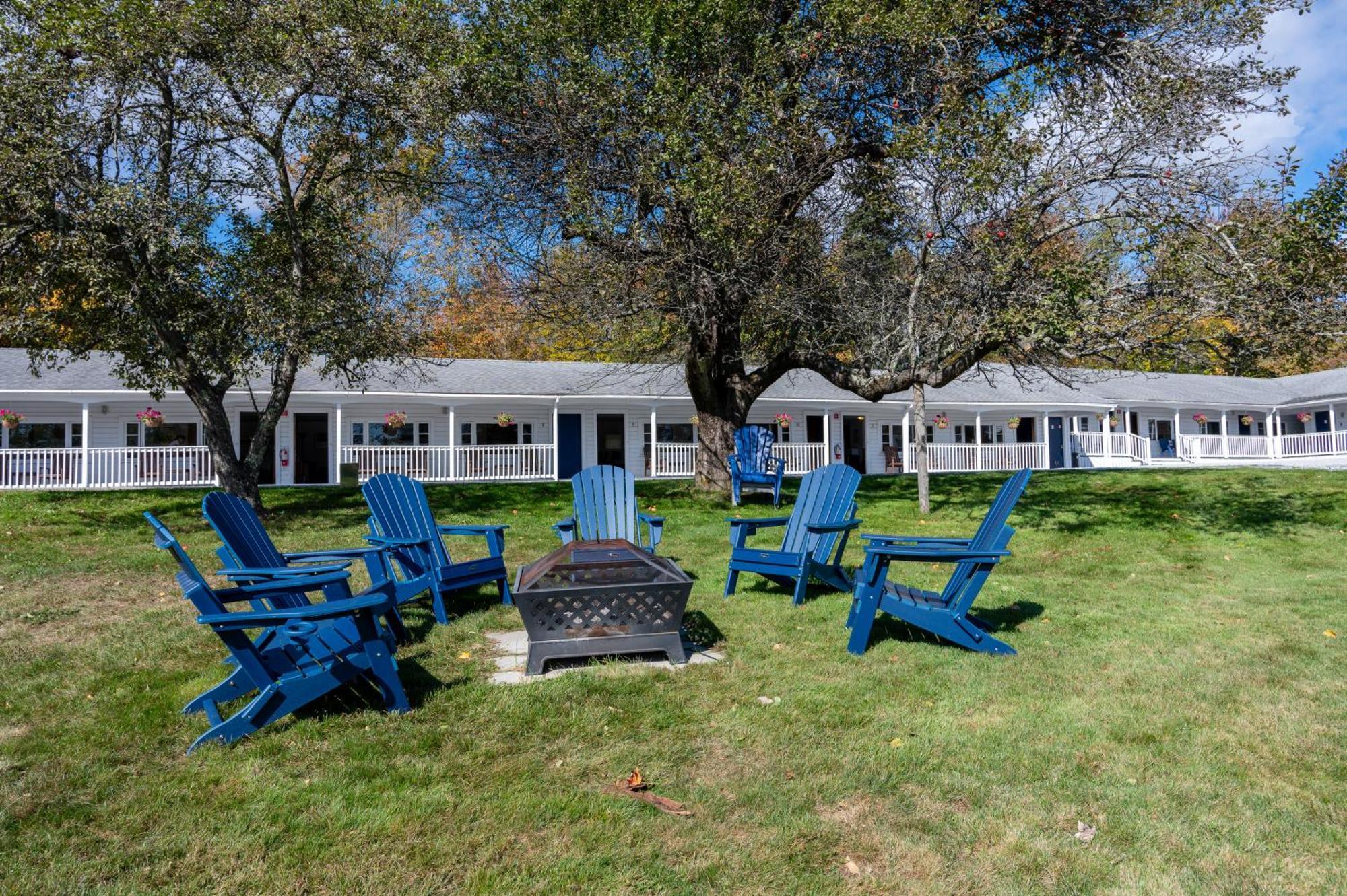 Yardarm Motel Searsport ภายนอก รูปภาพ